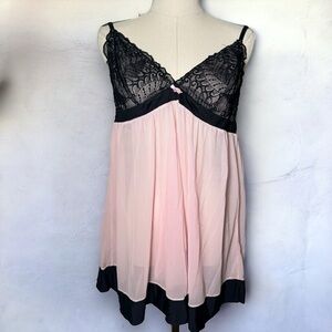 La vie en  rose pink and black coquette babydoll slip L